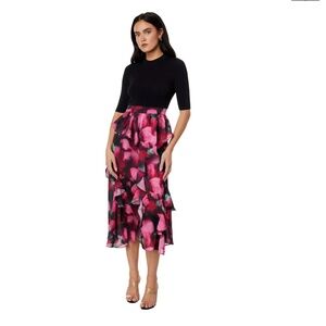 Ted Baker Darciia Fitted Knit Bodice Dress With Ruffled Skirt Size 4

Worn once!